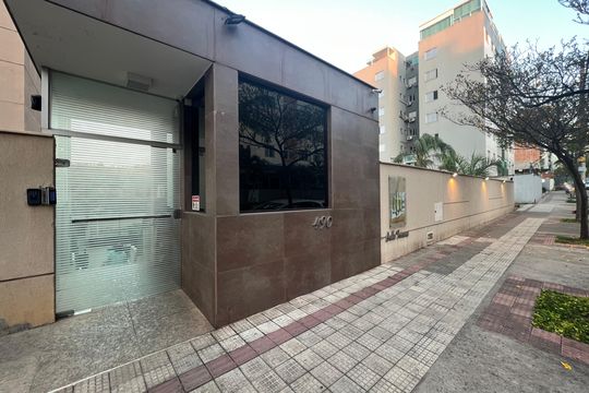 Fachada de apartamento para alugar com 2 quartos, 120m² em Castelo, Belo Horizonte