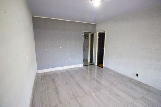 Casa à venda com 3 quartos, 150m² em Qr 506, Brasília