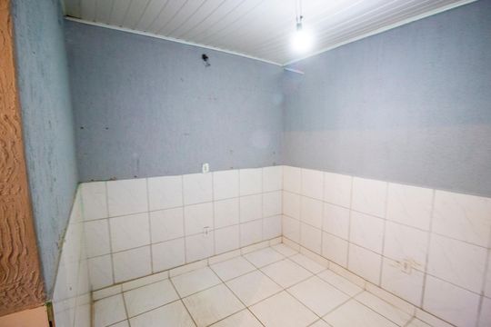 Casa à venda com 3 quartos, 150m² em Qr 506, Brasília