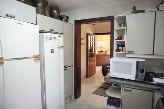 Casa de Condomínio à venda com 3 quartos, 980m² em Residencial das Estrelas, Barueri