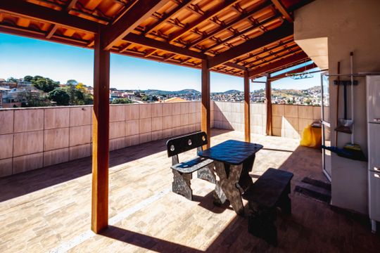 Apartamento para alugar com 2 quartos, 130m² em Tupi, Belo Horizonte
