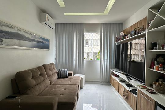 Apartamento à venda com 2 quartos, 61m² em Copacabana, Rio de Janeiro