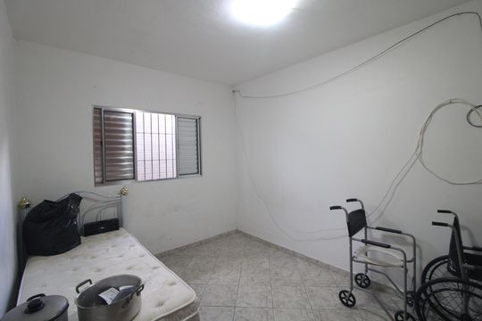 Quarto 1 de casa à venda com 3 quartos, 250m² em Jardim Varginha, São Paulo