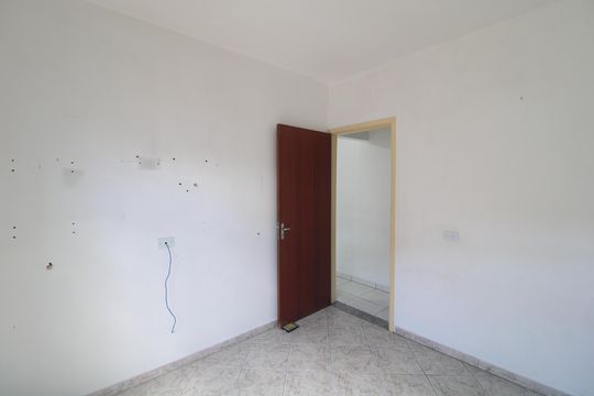 Quarto 2 de casa à venda com 3 quartos, 250m² em Jardim Varginha, São Paulo