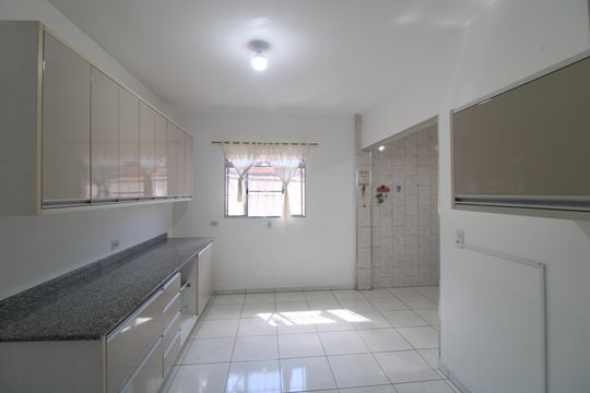 Cozinha de casa à venda com 3 quartos, 250m² em Jardim Varginha, São Paulo