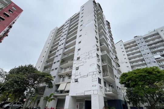 Fachada do bloco de apartamento para alugar com 2 quartos, 85m² em Barra da Tijuca, Rio de Janeiro