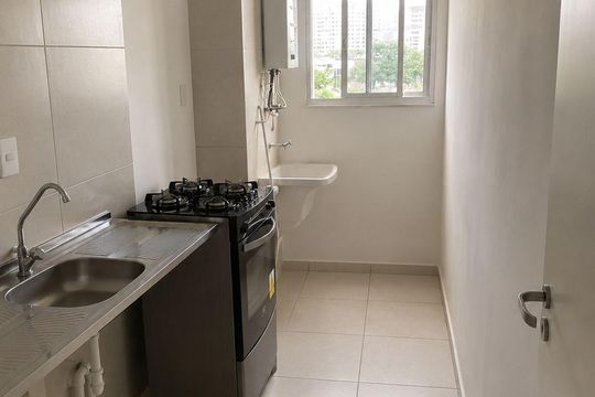 Cozinha de apartamento à venda com 2 quartos, 46m² em Del Castilho, Rio de Janeiro