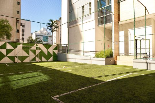 Área comum - Quadra com Gramado de apartamento para alugar com 3 quartos, 82m² em Funcionários, Belo Horizonte