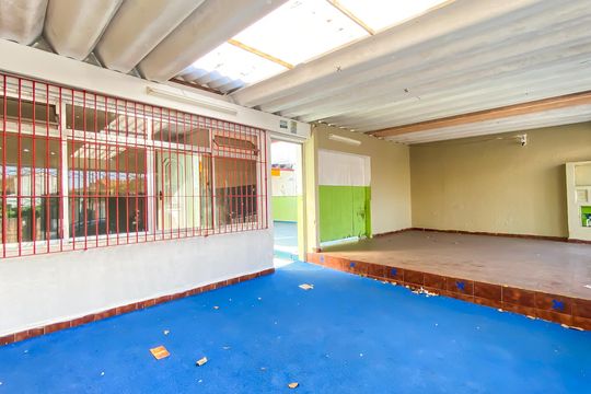 Garagem de casa à venda com 5 quartos, 309m² em Vila Rio Branco, São Paulo