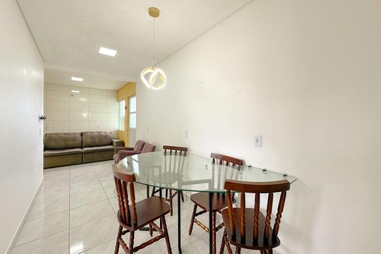 Sala de Jantar de apartamento para alugar com 2 quartos, 50m² em São João do Rio Vermelho, Florianópolis