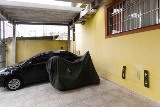 Garagem de casa à venda com 2 quartos, 77m² em Jardim Vila Formosa, São Paulo