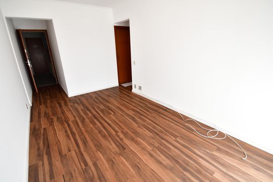 Apartamento para alugar com 2 quartos, 77m² em Bosque, Campinas