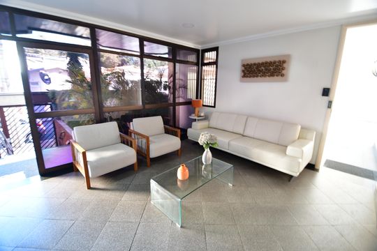 Hall social de apartamento para alugar com 2 quartos, 77m² em Bosque, Campinas