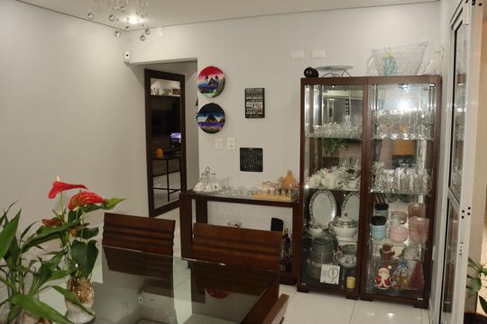 Casa à venda com 3 quartos, 174m² em Vila Tolstoi, São Paulo