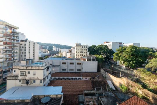 Vista de apartamento para alugar com 2 quartos, 73m² em Vila Isabel, Rio de Janeiro
