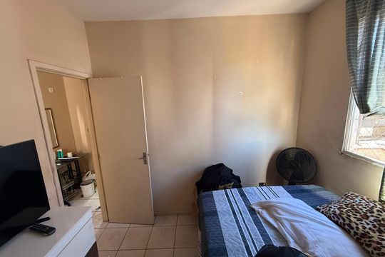 quarto 1 de apartamento para alugar com 2 quartos, 42m² em Casa Branca, Belo Horizonte