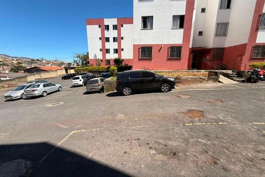 fachada de apartamento para alugar com 2 quartos, 42m² em Casa Branca, Belo Horizonte