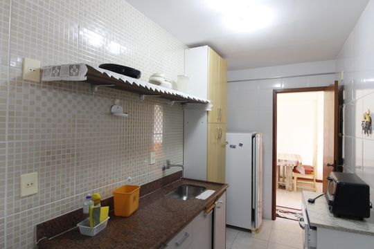 Cozinha de apartamento para alugar com 1 quarto, 52m² em Vila Nova, Cabo Frio