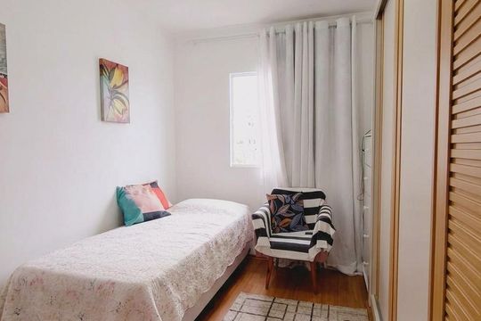 Quarto de apartamento à venda com 2 quartos, 62m² em Vila Nambi, Jundiaí