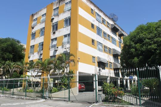 Fachada de apartamento para alugar com 2 quartos, 70m² em Alcantara, São Gonçalo