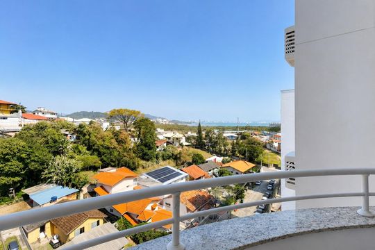 Varanda de apartamento para alugar com 2 quartos, 88m² em Saco Grande, Florianópolis