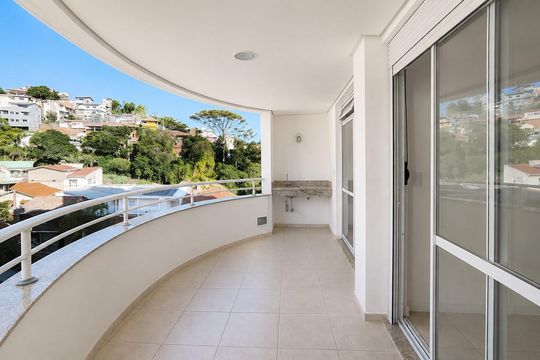 Varanda de apartamento para alugar com 2 quartos, 88m² em Saco Grande, Florianópolis