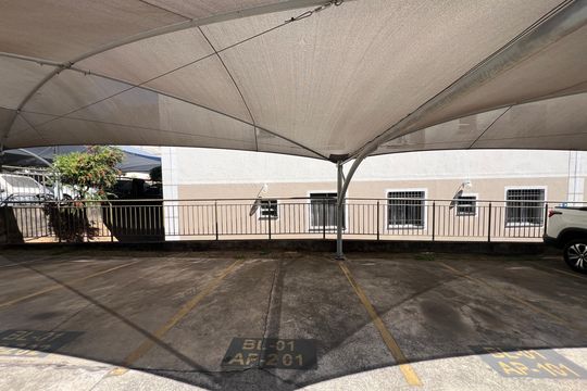 Garagem de apartamento para alugar com 2 quartos, 55m² em Vila Francisco Mariano, Contagem