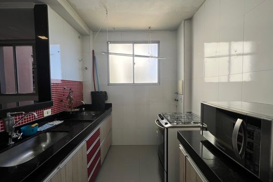 Cozinha de apartamento para alugar com 2 quartos, 55m² em Vila Francisco Mariano, Contagem