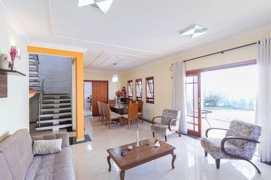 Sala de casa à venda com 4 quartos, 315m² em City Bussocaba, Osasco