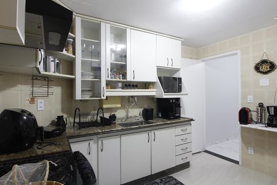 Cozinha de apartamento para alugar com 4 quartos, 150m² em Vila Nova, Cabo Frio