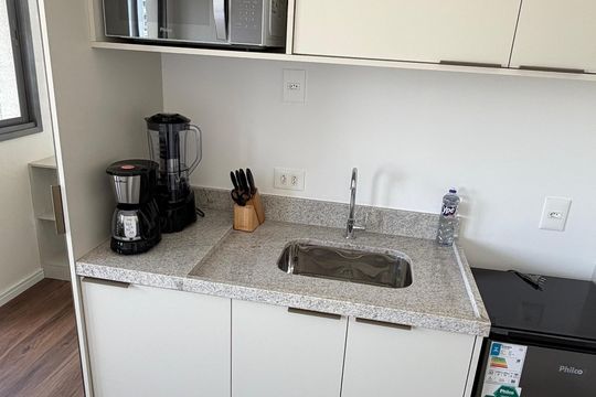 Cozinha de kitnet/studio à venda com 1 quarto, 20m² em Jardim das Acacias, São Paulo