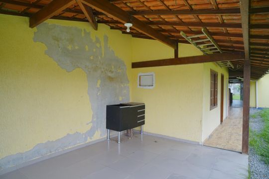 Garagem de casa de condomínio para alugar com 2 quartos, 80m² em Inoã, Maricá