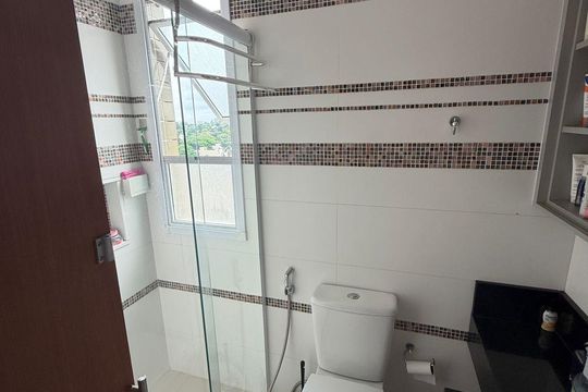 Banheiro de apartamento à venda com 2 quartos, 70m² em Jardim do Mar, São Bernardo do Campo
