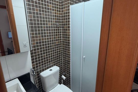 Banheiro de apartamento à venda com 2 quartos, 70m² em Jardim do Mar, São Bernardo do Campo