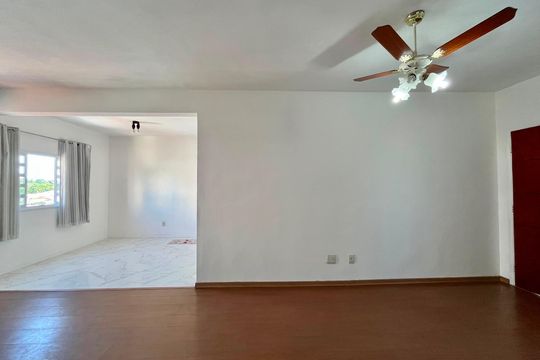 Apartamento para alugar com 3 quartos, 104m² em Vila Industrial (campinas), Campinas