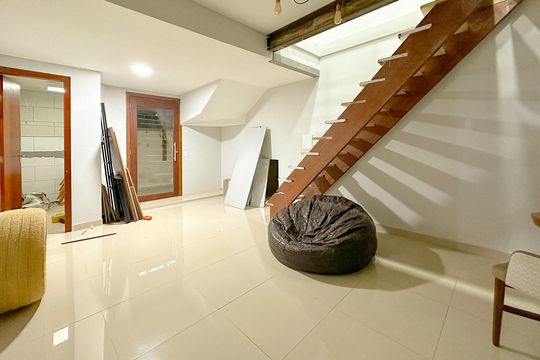 Sala de TV de casa para alugar com 3 quartos, 280m² em Ingleses do Rio Vermelho, Florianópolis