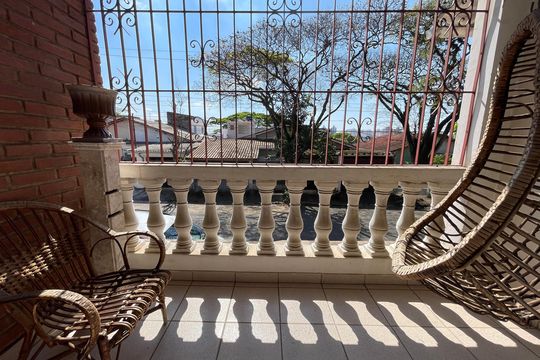 Varanda de casa para alugar com 6 quartos, 115m² em Conjunto Residencial Butanta, São Paulo