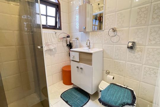 Banheiro 3 de casa para alugar com 6 quartos, 115m² em Conjunto Residencial Butanta, São Paulo