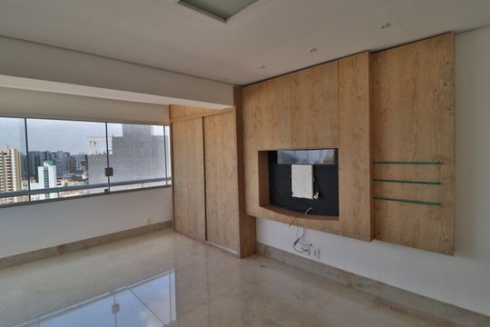Sala da Cobertura de apartamento para alugar com 3 quartos, 274m² em Martins, Uberlândia