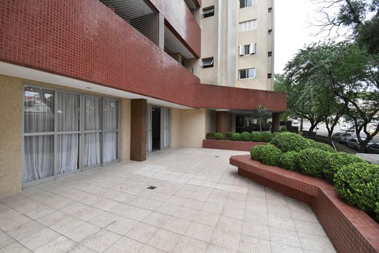 Área comum de apartamento à venda com 3 quartos, 208m² em Bigorrilho, Curitiba