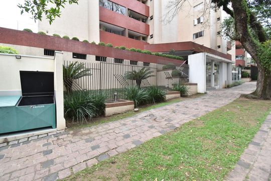 Fachada de apartamento à venda com 3 quartos, 208m² em Bigorrilho, Curitiba