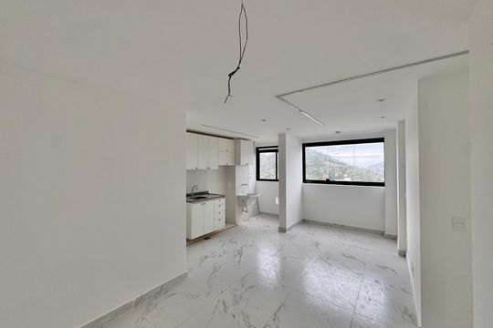 Sala de apartamento para alugar com 2 quartos, 52m² em Barra Olímpica, Rio de Janeiro