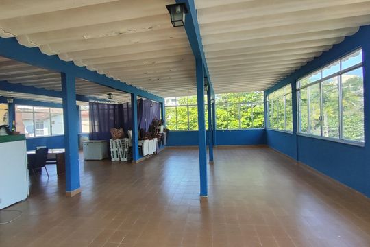 Área externa de casa à venda com 3 quartos, 500m² em Recreio dos Bandeirantes, Rio de Janeiro