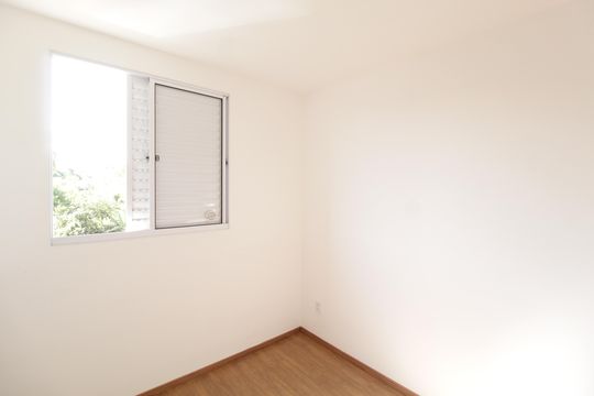 Quarto 2 de apartamento para alugar com 2 quartos, 51m² em Jardim Brasília, Uberlândia