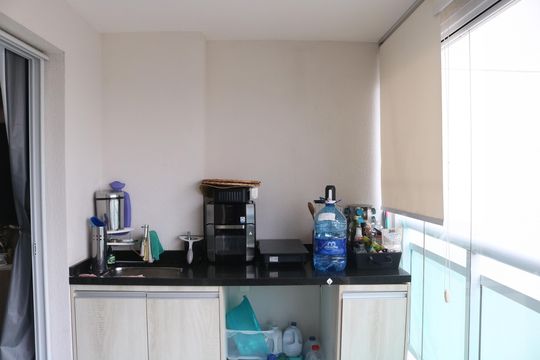 Varanda  de kitnet/studio para alugar com 1 quarto, 36m² em Barra Funda, São Paulo