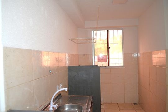 Cozinha de apartamento para alugar com 2 quartos, 50m² em Paulo Vi, Belo Horizonte