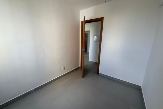 Apartamento à venda com 2 quartos, 55m² em Vila Rosa, Goiânia