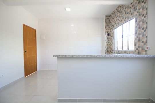 Sala/Cozinha de casa para alugar com 1 quarto, 42m² em Parque Reboucas, São Paulo