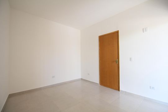 Quarto 1 de casa para alugar com 1 quarto, 42m² em Parque Reboucas, São Paulo