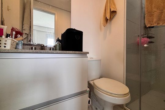 Banheiro de kitnet/studio para alugar com 1 quarto, 45m² em Vila Olímpia, São Paulo